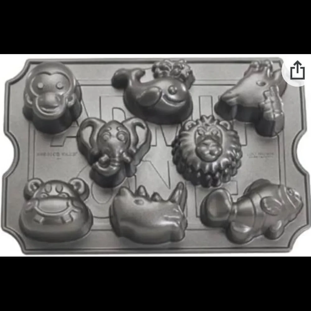 Animal Zoo muffins tray